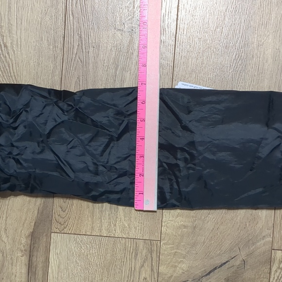 TUBE Travel pillow you stuff with clothes - Picture 10 of 11